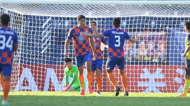 kaiyun-广州小将七寸被对手抓住 4粒丢球因高空防守不足